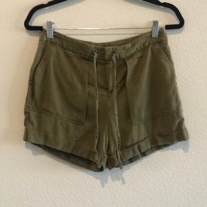 Banana Republic Women’s Green Shorts